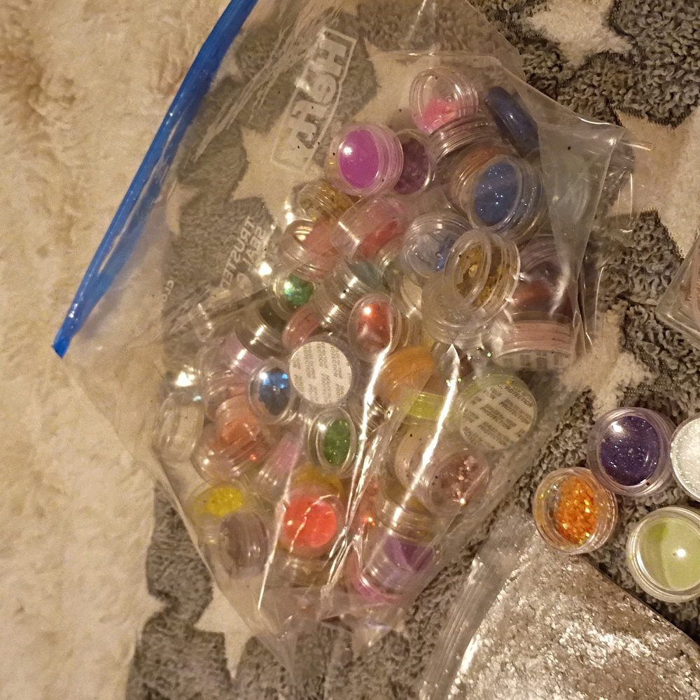 Assorted Glitter and Craft Supplies - Picture 6 of 6